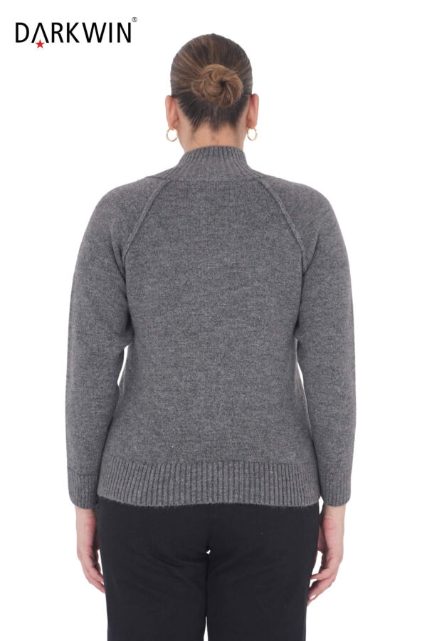 B5752 DARKWIN KAZAK FUME - 3